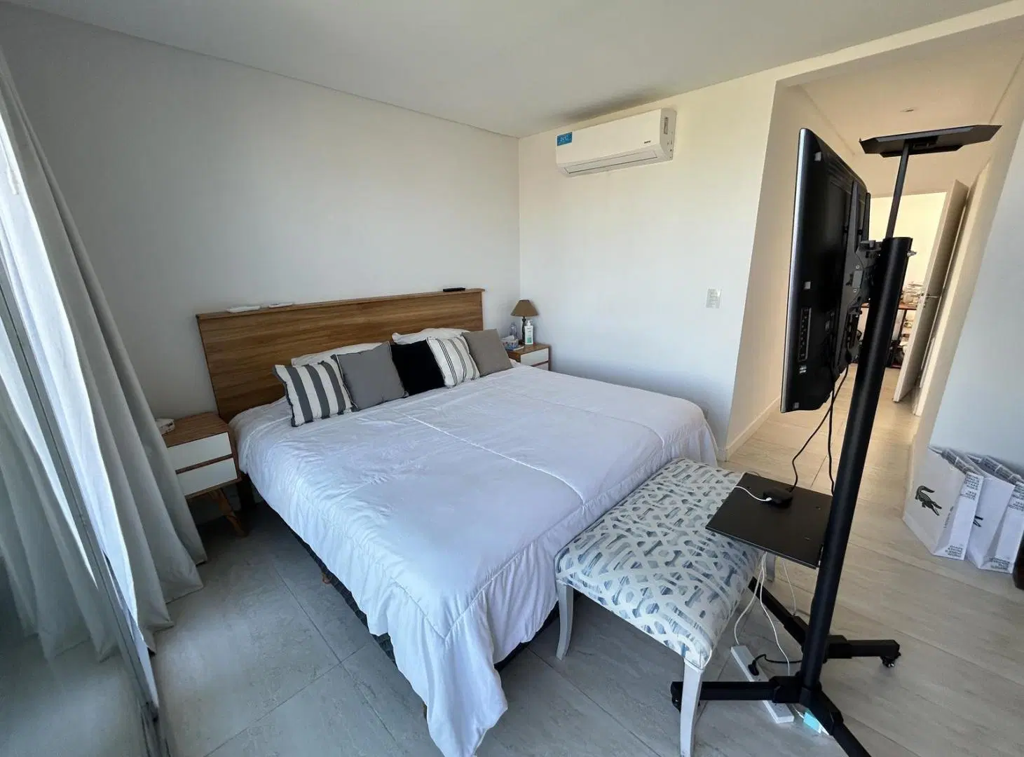 Venta Tríplex 3 Ambientes Balcón y Terraza Propia en Castaños, Nordelta. 3