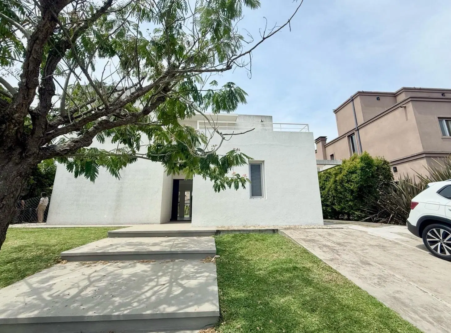 Casa en Alquiler anual, 5 Ambientes, Nordelta, Tigre, Barrio Los Sauces, lote interno 3