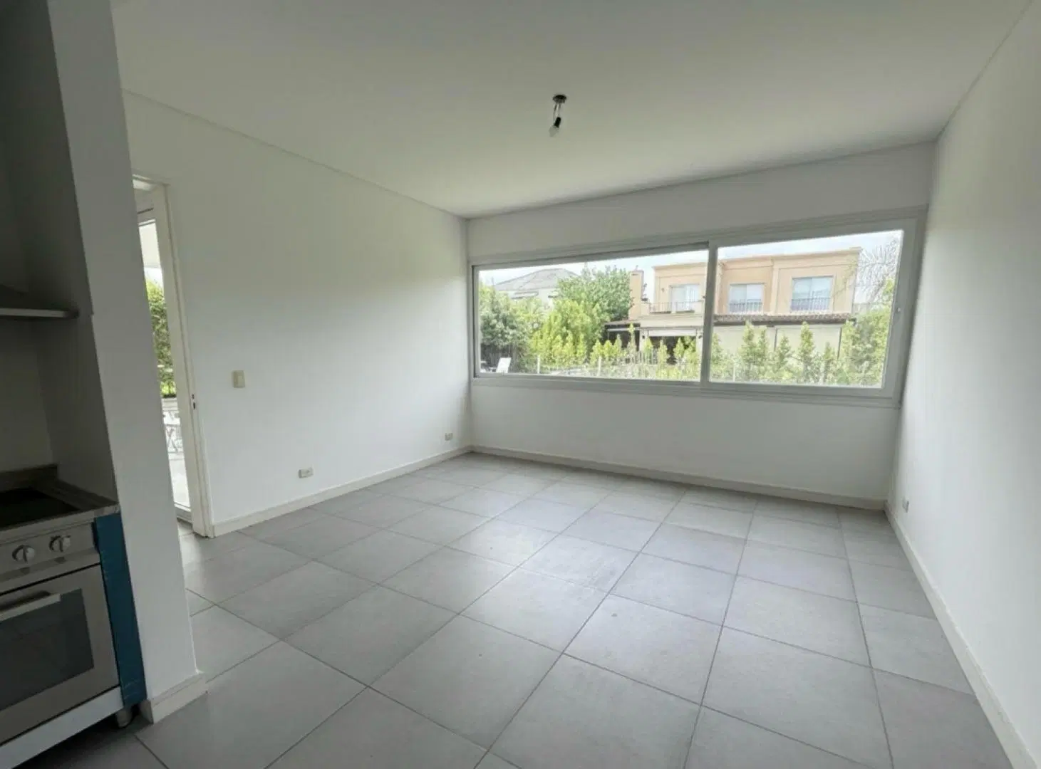 Casa en Alquiler anual, 5 Ambientes, Nordelta, Tigre, Barrio Los Sauces, lote interno 4