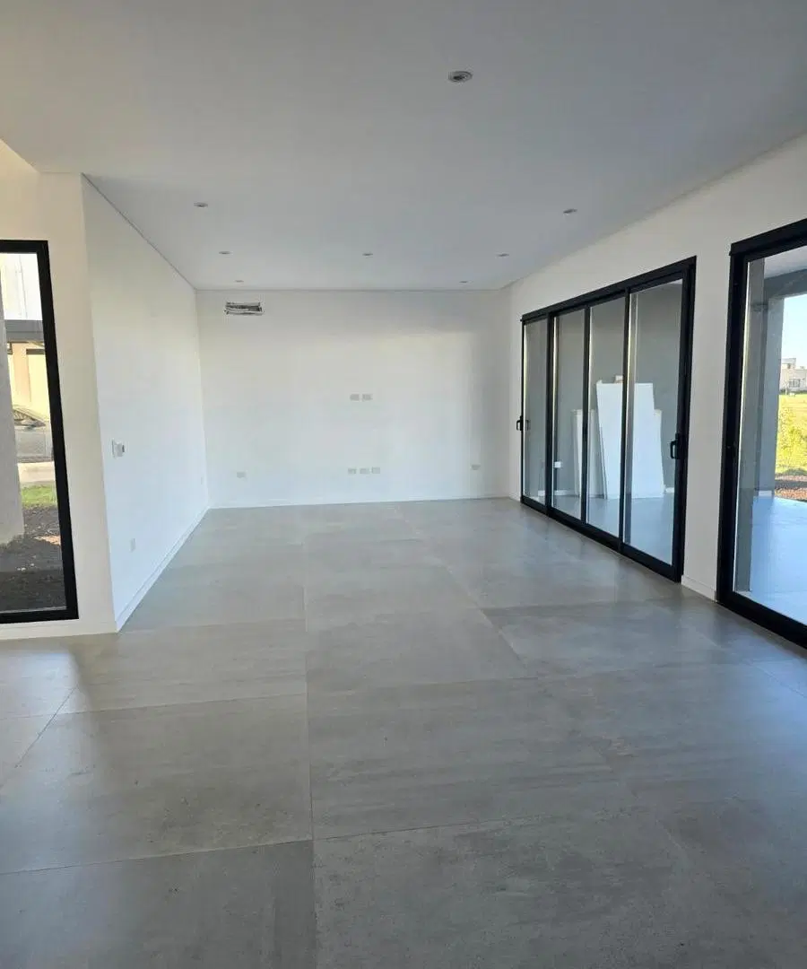 Casa en venta Puertos Escobar 4