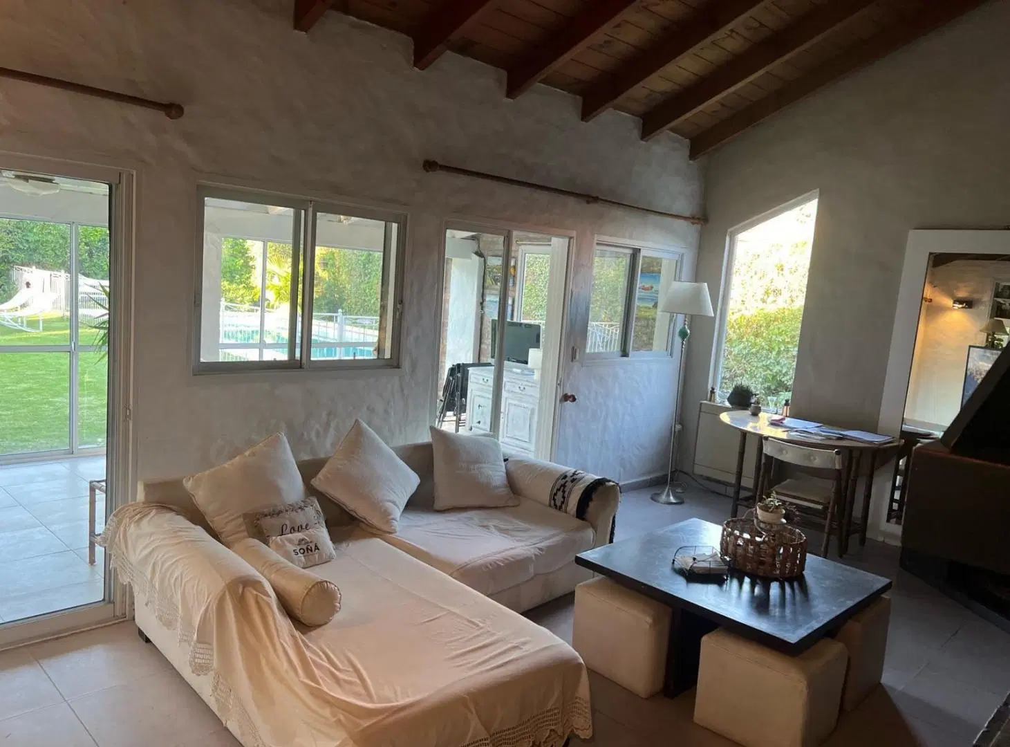 Venta Casa en Mapuche CC - Pilar 8