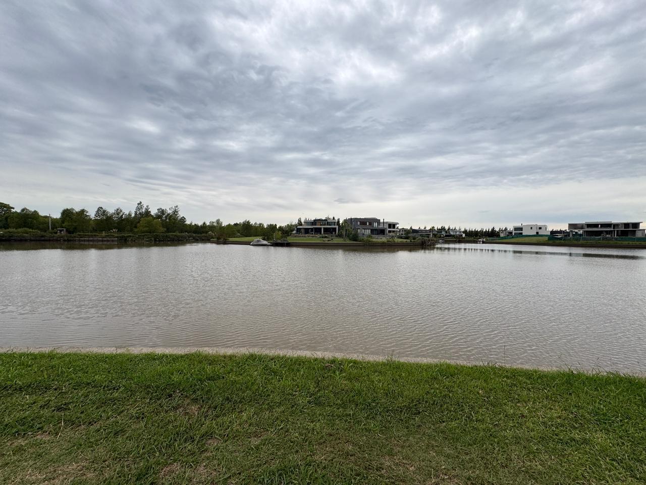Foto de LOTE EN VENTA AL RÍO EN EL NAUDIR ESCOBAR, imagen 5