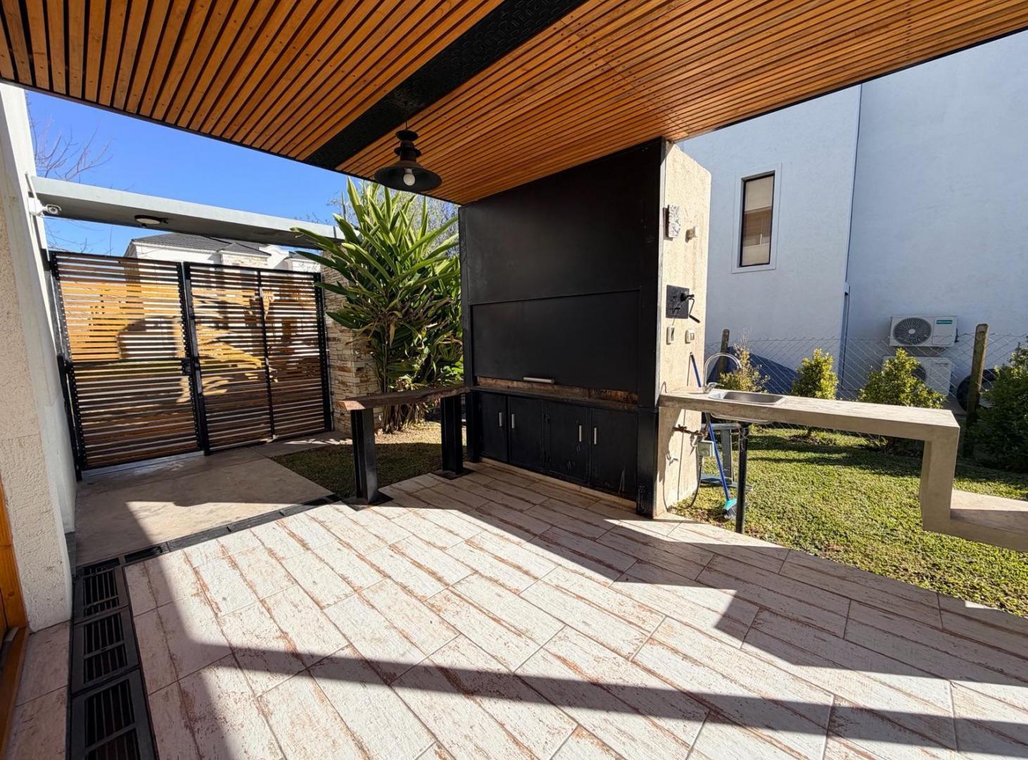 Foto de ALQUILER Casa 5 dormitorios Vila Marina II, imagen 4