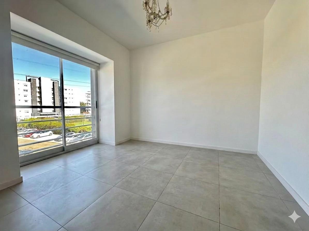 Foto de Departamento de tres ambientes en Alquiler en Sendero, imagen 5