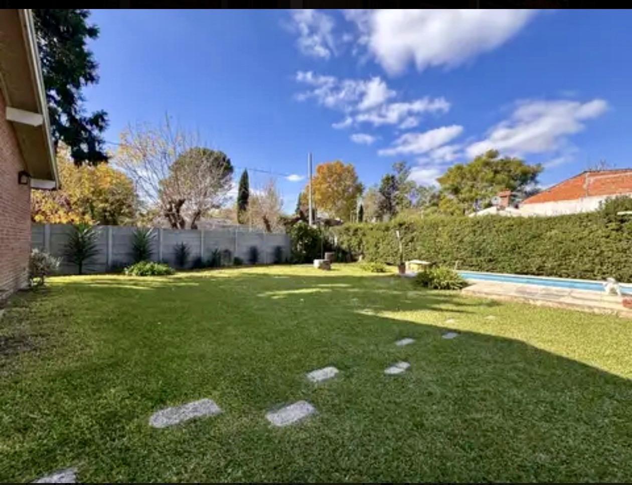 Foto de Casa en venta en Benavidez ,3 dormitorios y pileta, imagen 1