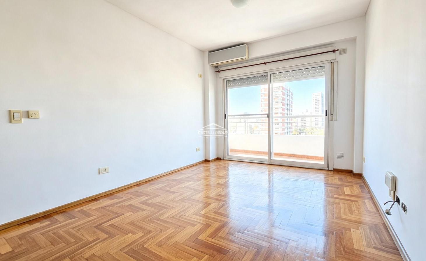 Foto de Departamento 3 ambientes con gran balcón y vista en Venta en Flores, imagen 4