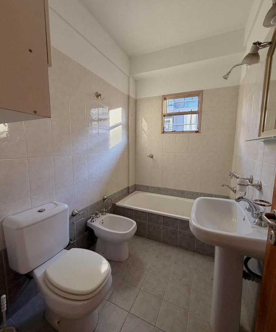 Foto de Alquiler Departamento 2 ambientes con balcón al frente en Villa Urquiza, imagen 4