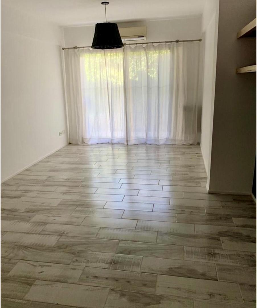 Foto de Departamento en alquiler 3 amb con jardin en San Isidro, imagen 4