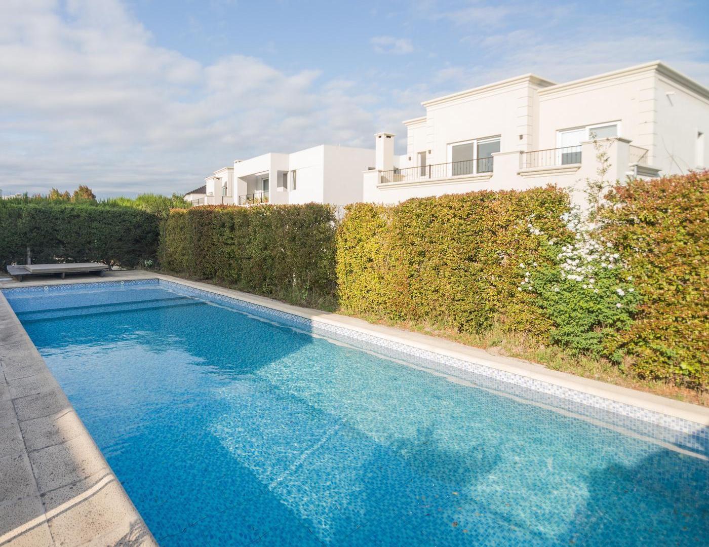 Foto de Nordelta-Casa en Venta En Tipas de 5 ambientes, imagen 2
