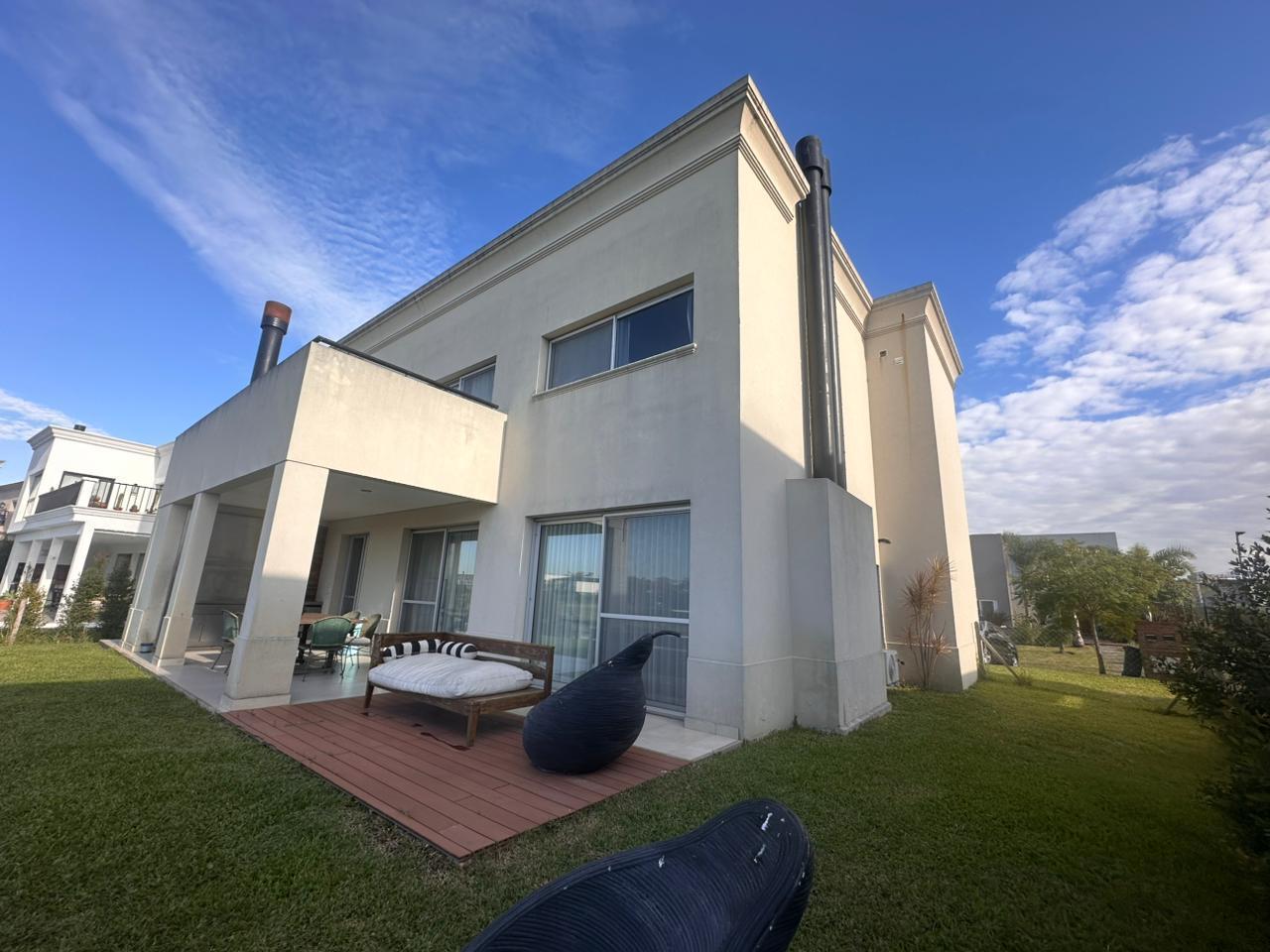 Foto de Casa en alquiler ceibos puertos del lago, imagen 2