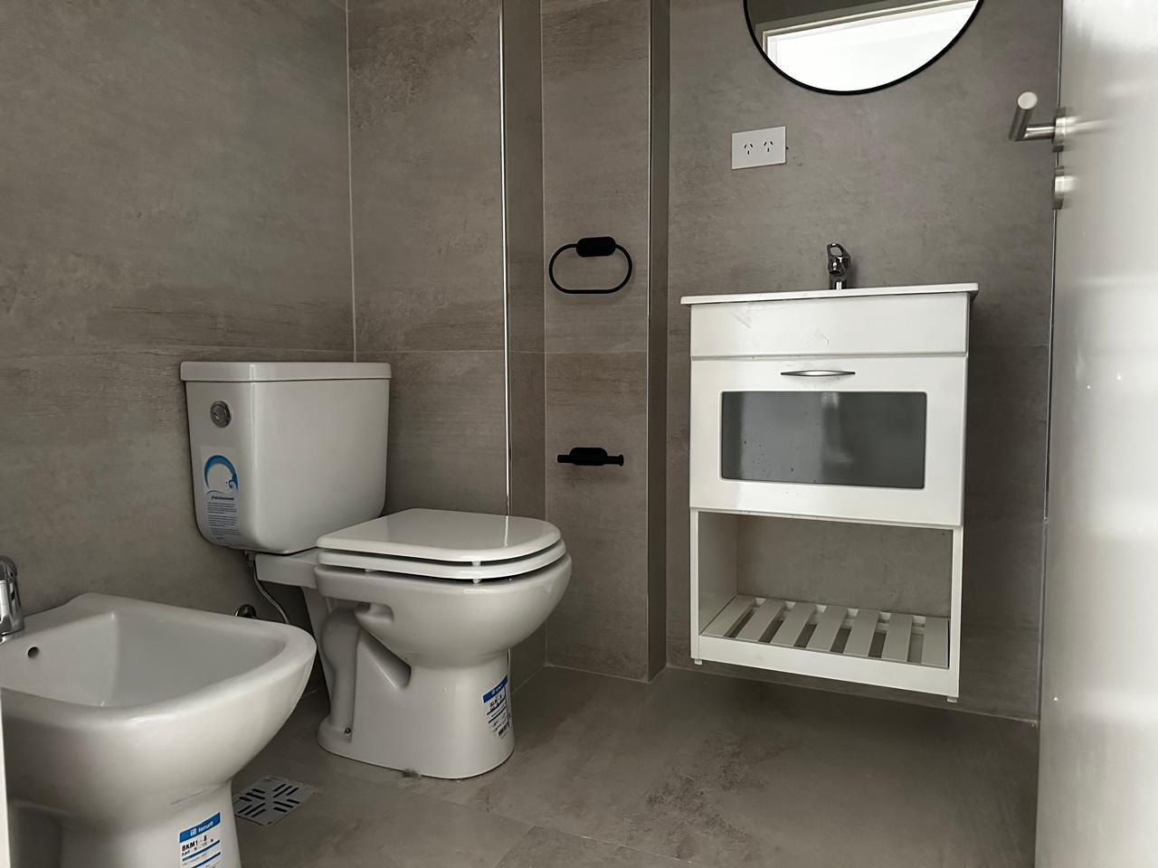 Foto de Departamento de 2 ambientes en alquiler con cochera y apto profesional, imagen 5