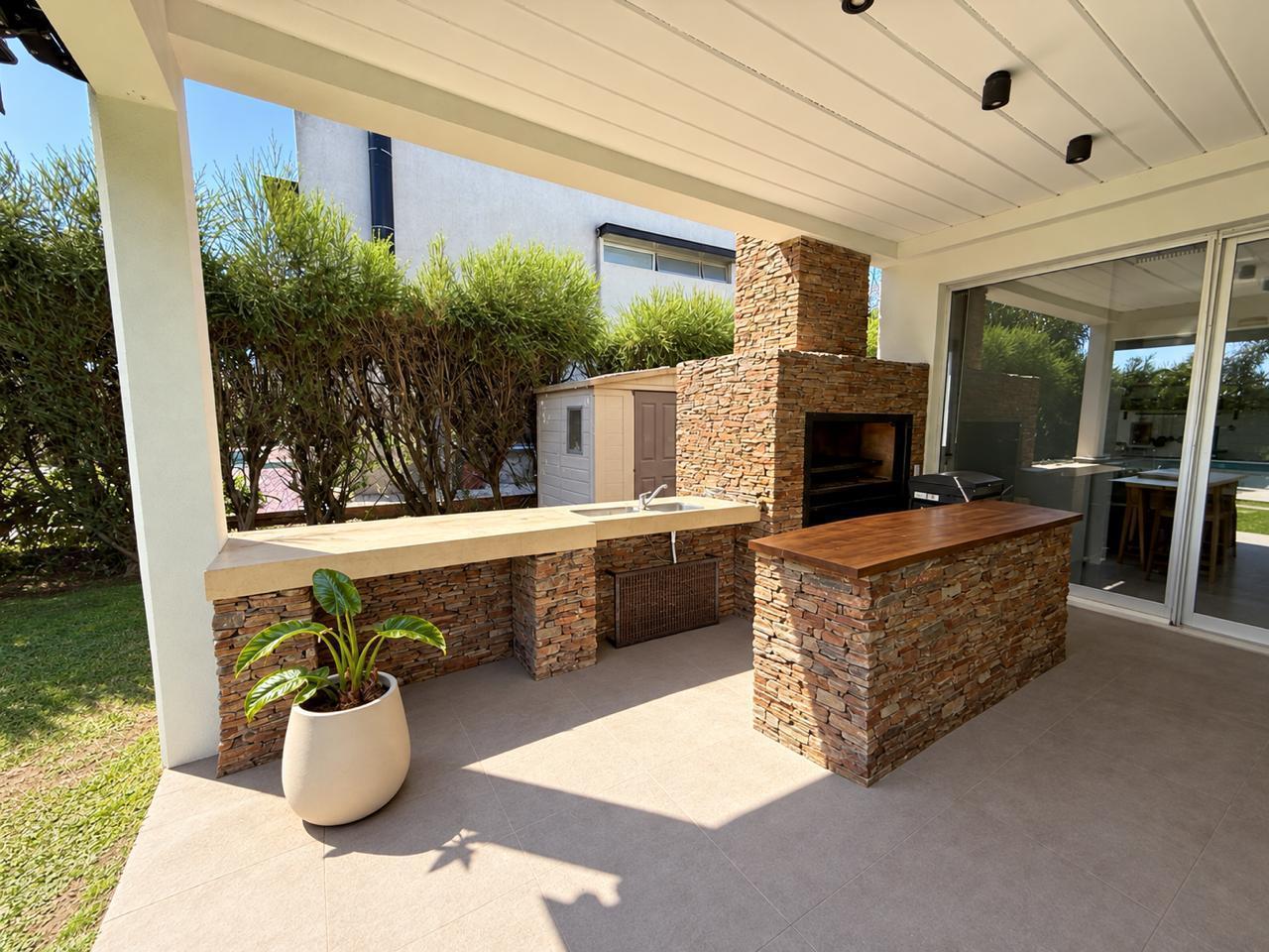Foto de CASA EN ALQUILER CON VISTA Y SALIDA DIRECTA AL GOLF EN SAN ISIDRO, imagen 5