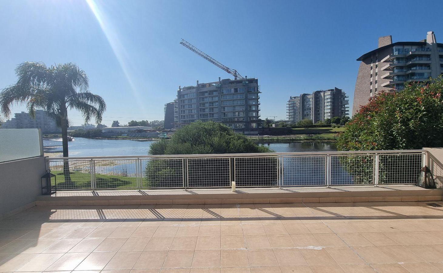 Foto de Departamento en Venta o Alquiler Temporal con muebles 3 ambientes con, imagen 1