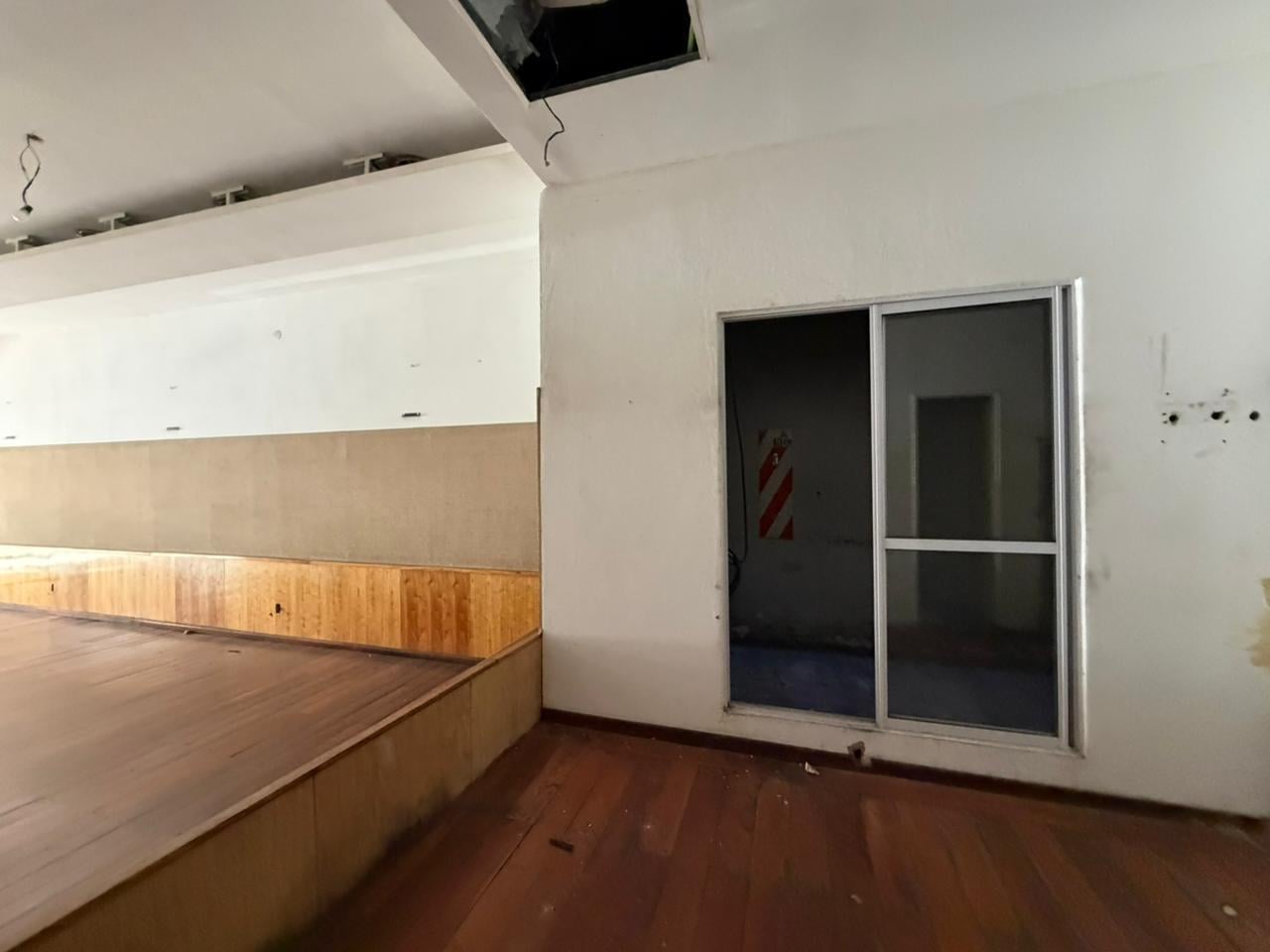 Foto de Venta de local comercial de 300 m2- Retiro, imagen 3