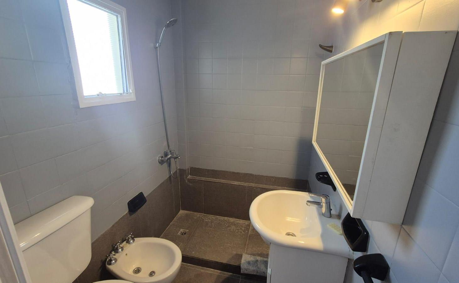 Foto de VENTA 3 AMBIENTES EN BELGRANO/COLEGIALES BALCÓN PISO 12, imagen 3