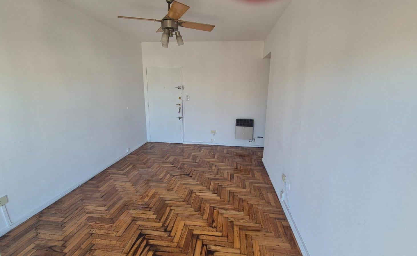 Foto de VENTA 3 AMBIENTES EN BELGRANO/COLEGIALES BALCÓN PISO 12, imagen 4