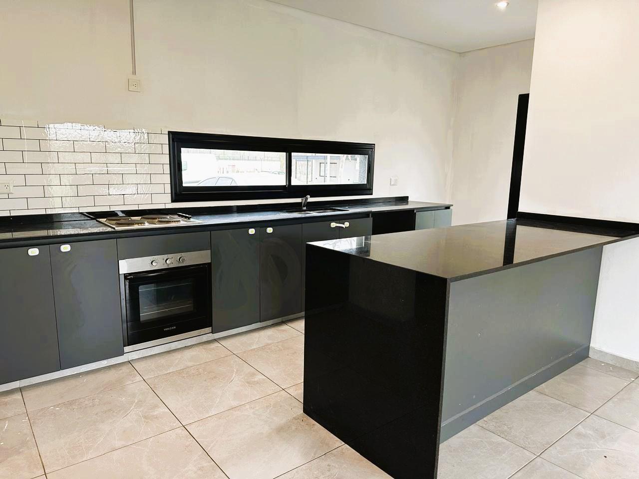 Foto de Casa Dúplex en alquiler de 4 ambientes en Barrio privado El Aljibe, imagen 5