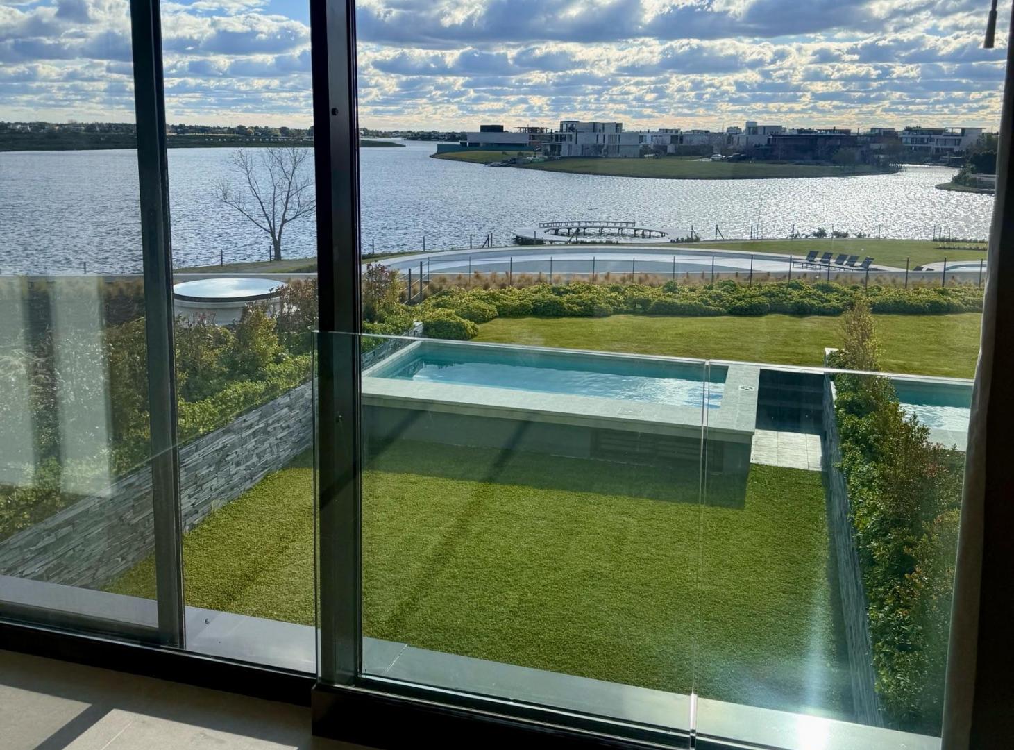 Foto de Departamento en Alquiler, 4 ambientes, Duplex Pb con Jardin y piscina, imagen 5