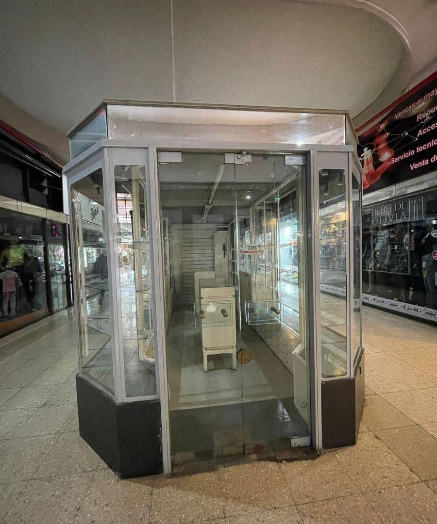 Foto de CENTRO LOCAL COMERCIAL EN ALQUILER PASAJE MUÑOZ, imagen 3
