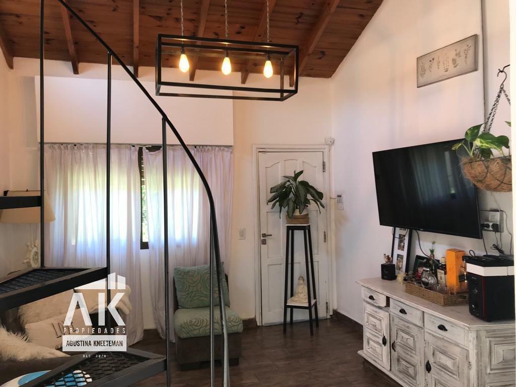 Venta casa 4 ambientes con parque