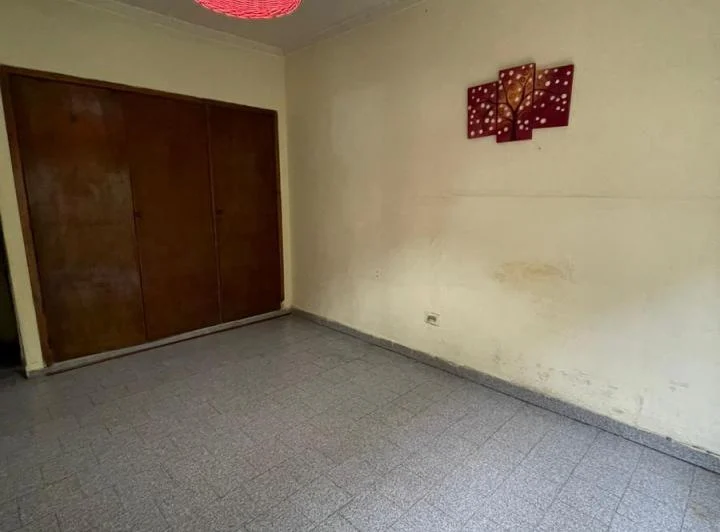 Venta en Blok. Casa mas departamento mas quincho. APTO CREDITO 3
