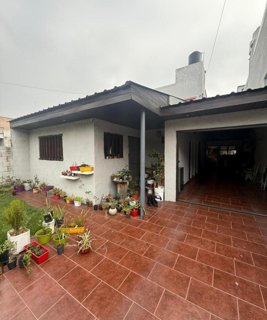 Foto de Casa 4 ambientes Los Pinares, imagen 2