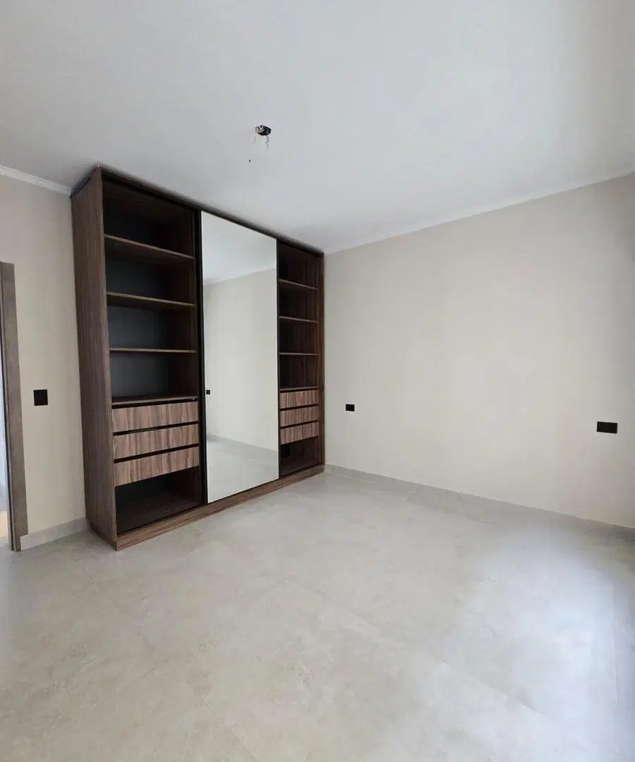 CHALETE EN VENTA 3 AMBIENTES CON GARAGE QUINCHO 3