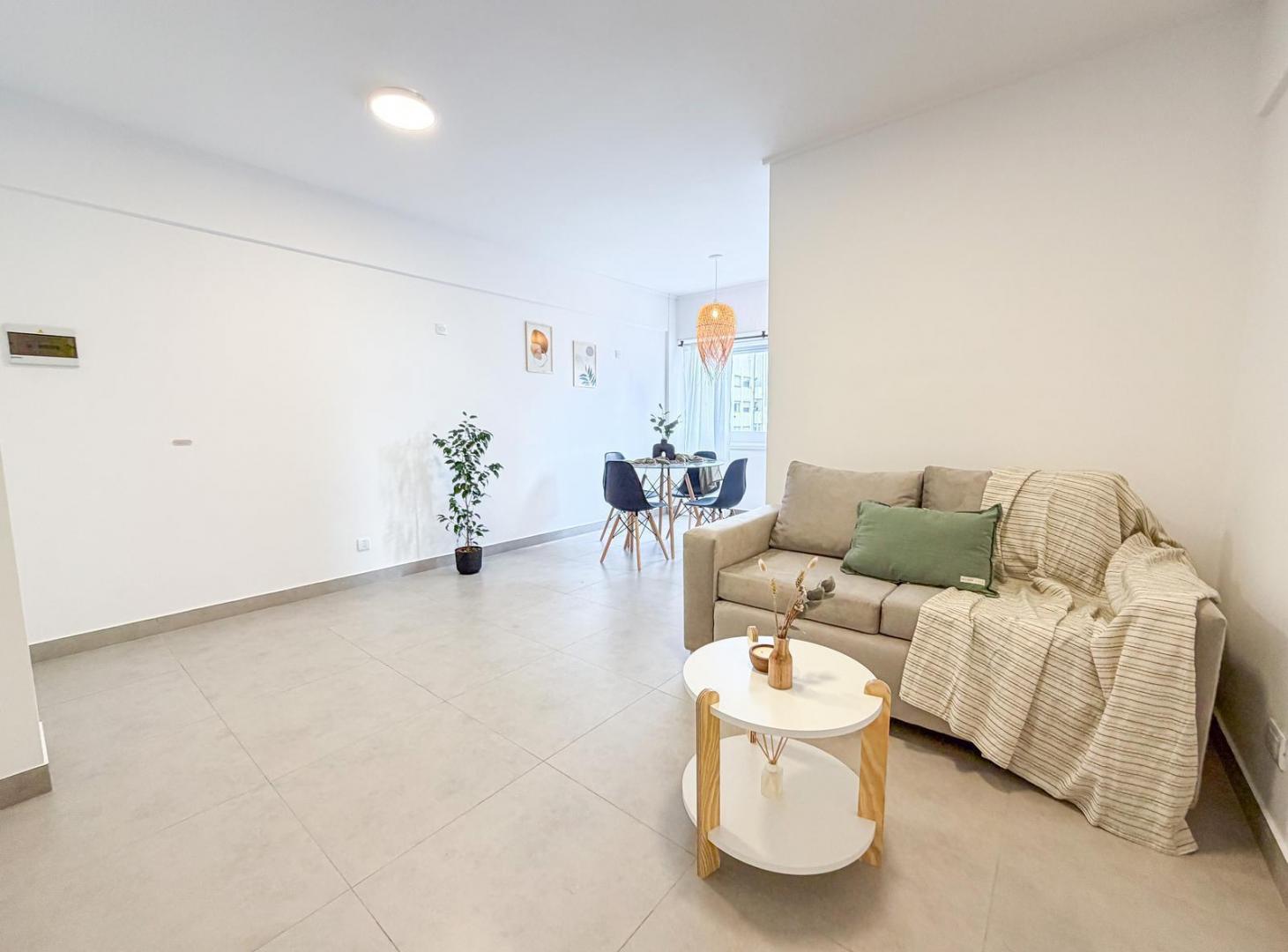 Foto de Departamento EN VENTA 2 AMBIENTES A LA CALLE, imagen 3