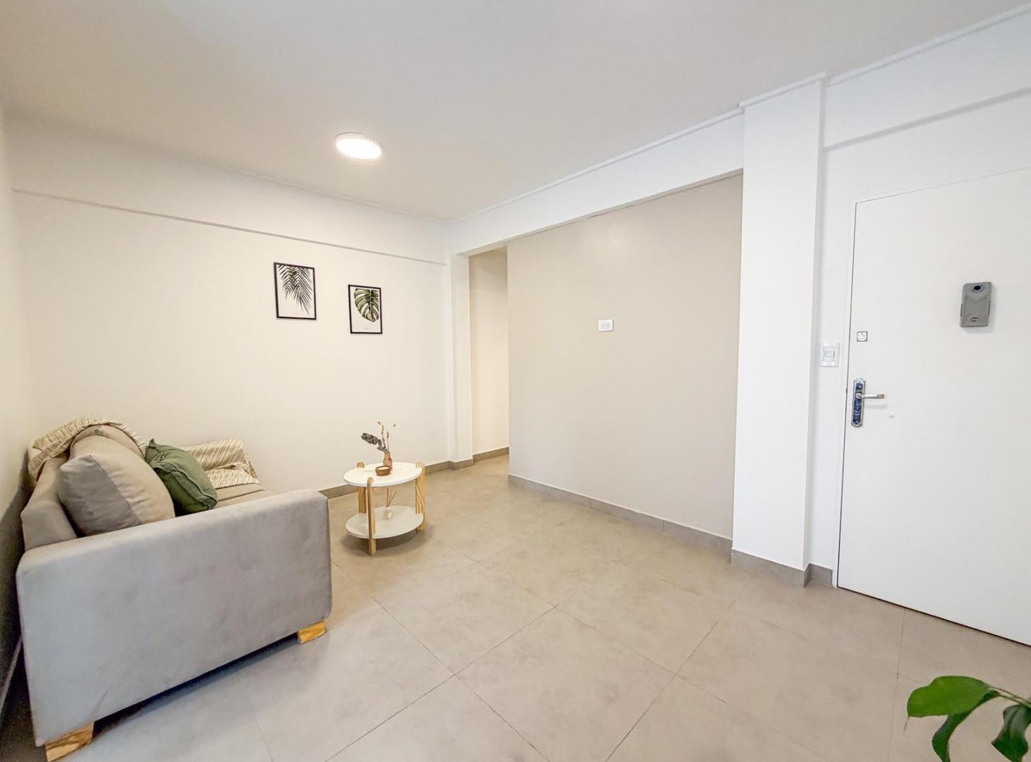 Foto de Departamento EN VENTA 2 AMBIENTES A LA CALLE, imagen 4