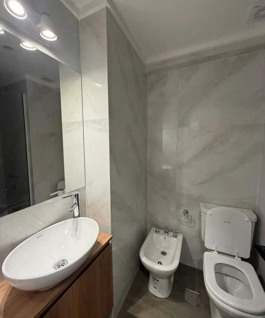 Departamento EN VENTA 1 AMBIENTE CON BALCÓN FRANCÉS 4