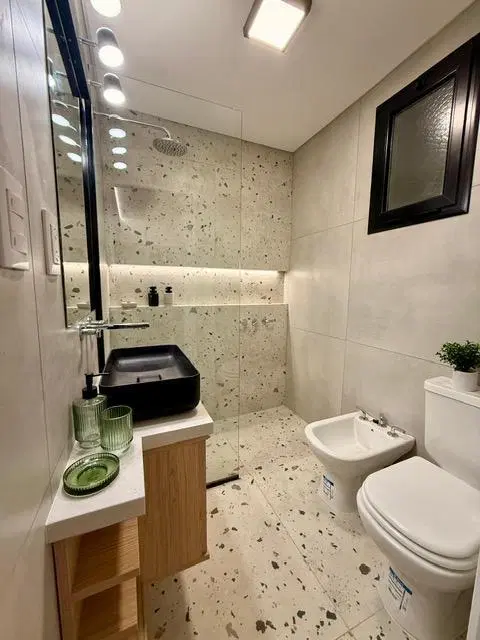 Departamento EN VENTA 2 AMBIENTES A LA CALLE CON BALCÓN SALIENTE 4