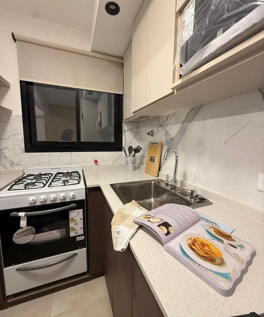 Departamento EN VENTA 2 AMBIENTES A LA CALLE CON BALCÓN SALIENTE 5
