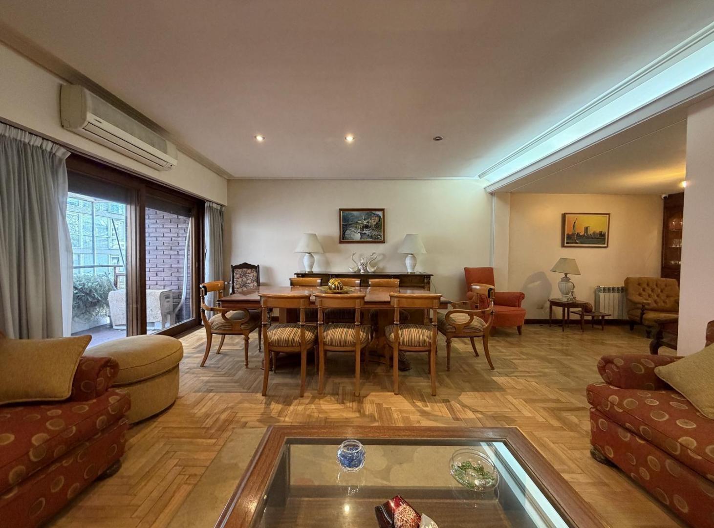 Foto de Departamento EN VENTA 4 AMBIENTES CON BALCÓN, BAULERA Y COCHERA DOBLE, imagen 5