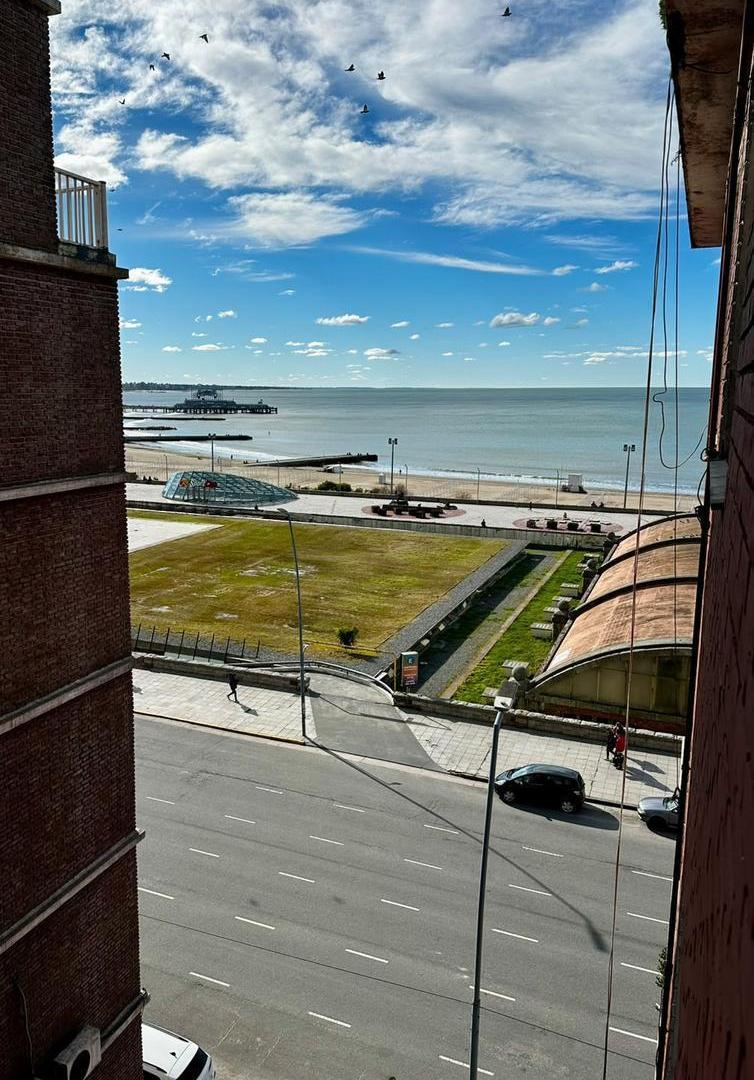 Foto de Departamento EN VENTA 1 AMBIENTE LATERAL CON BALCÓN Y VISTA AL MAR, imagen 5