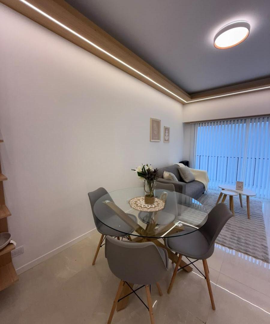Foto de Departamento EN VENTA 3 AMBIENTES CON BALCÓN A LA CALLE, imagen 1