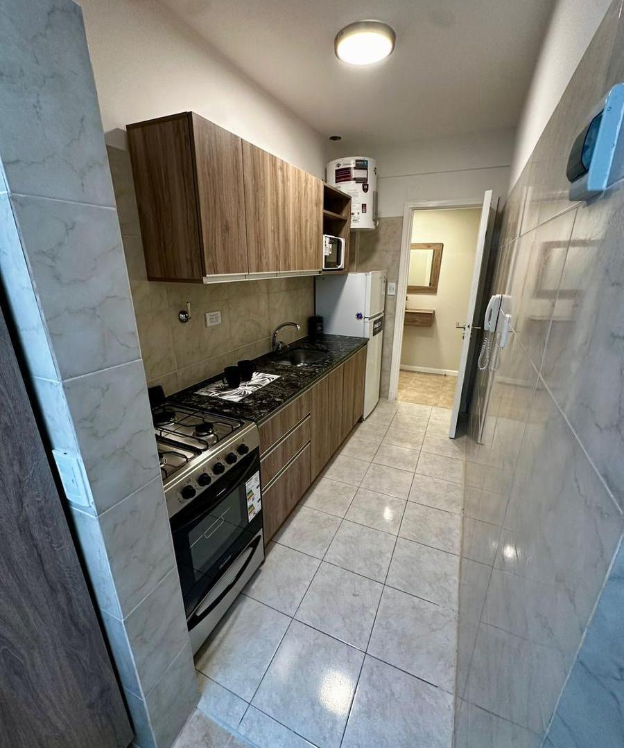 Foto de Departamento EN VENTA 2 AMBIENTES CON DEPENDENCIA EXTERNO CON BALCÓN, imagen 5