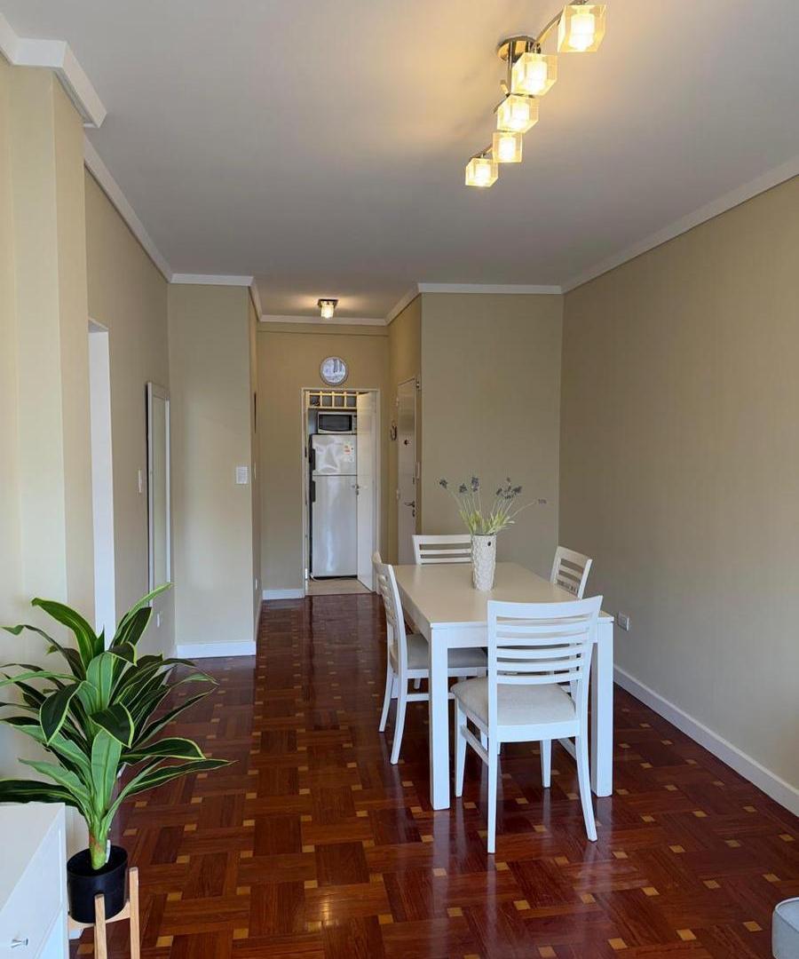Foto de Departamento EN VENTA DE 3 AMBIENTES LATERAL CON BALCÓN, imagen 2