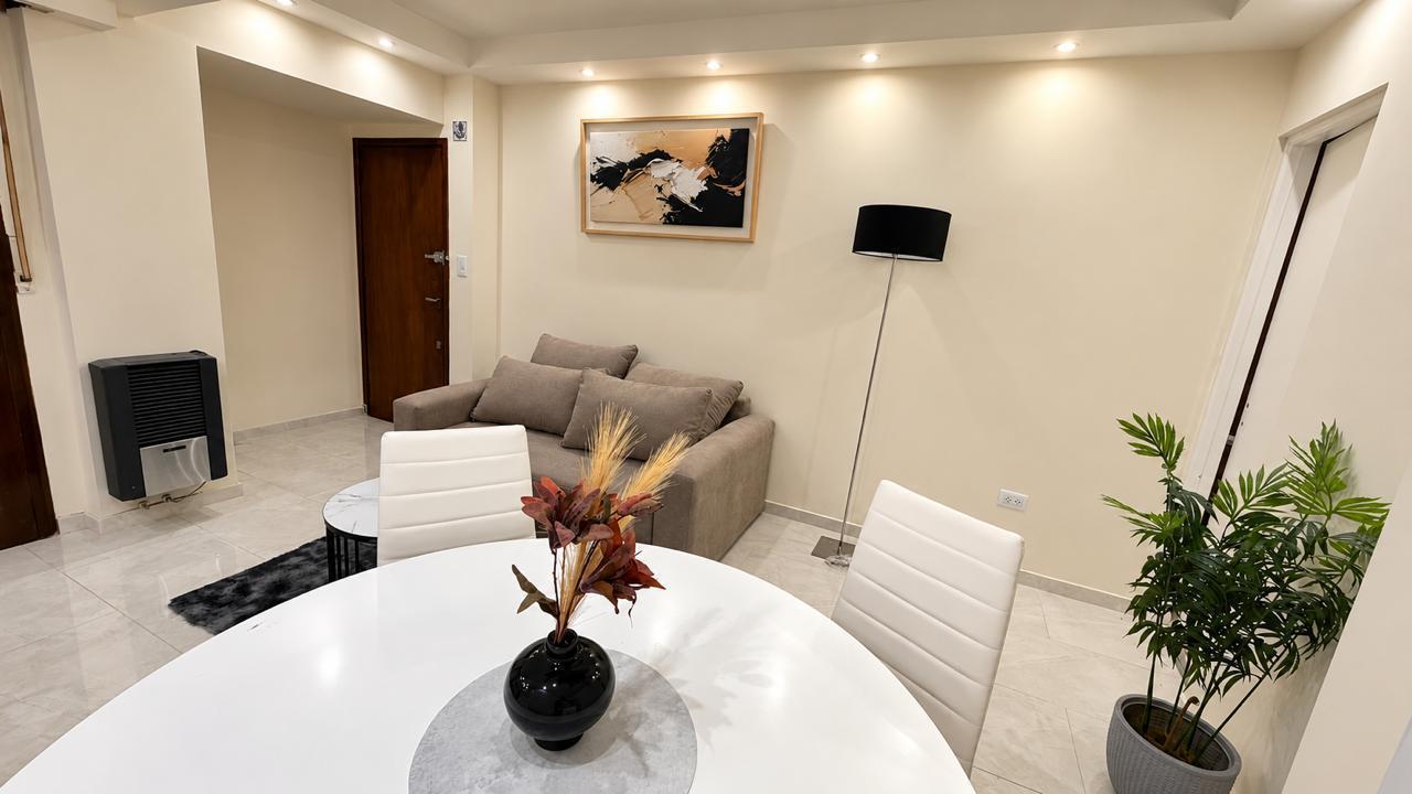 Foto de Departamento EN VENTA 2 AMBIENTES AL CONTRAFRENTE CON BALCON, imagen 3