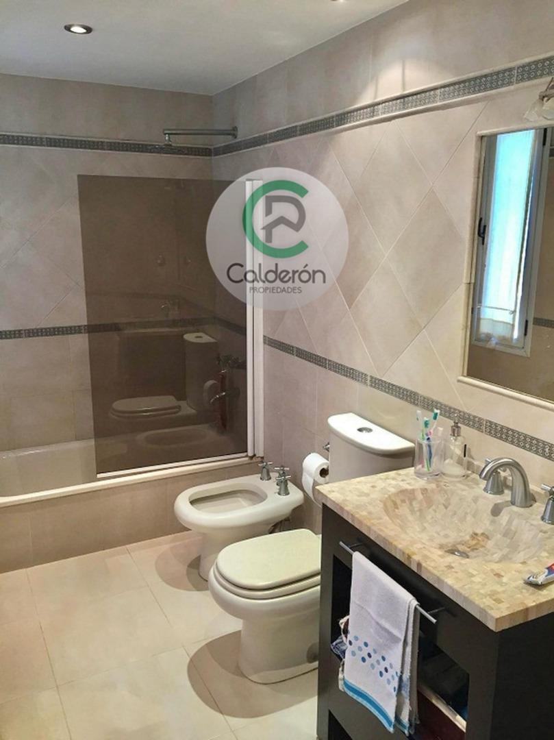 Casa en Venta Barrio Cerrado Campos Alvarez