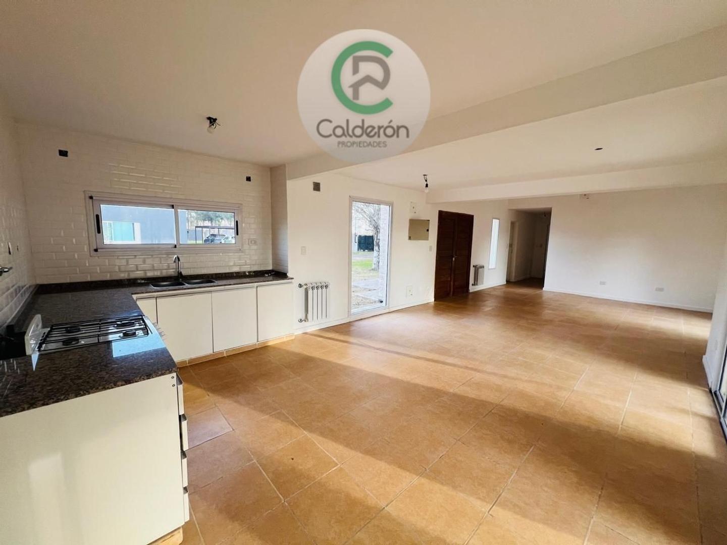 Foto de Casa en Venta en el Barrio Haras del Sol OPORTUNIDAD!, imagen 3