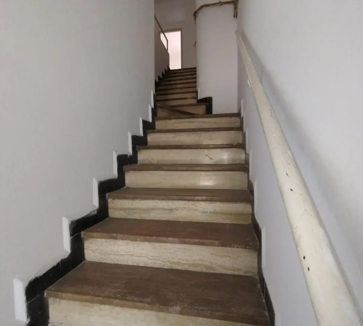 Sarmiento 2089- Departamento en Alquiler en Esperanza 3