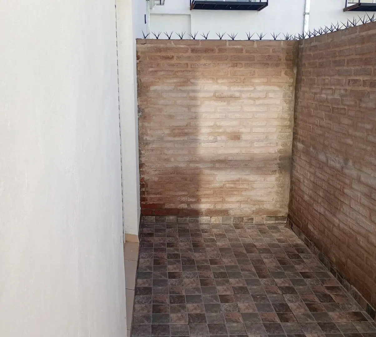 Vivienda Familiar Barrio los Troncos 2