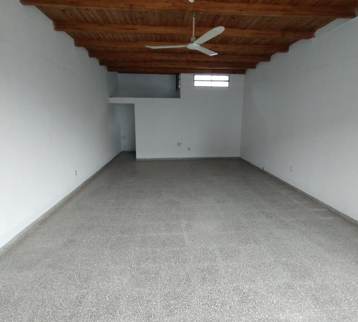 Foto de A. Aufranck 1380- Local en Alquiler en Esperanza, imagen 1