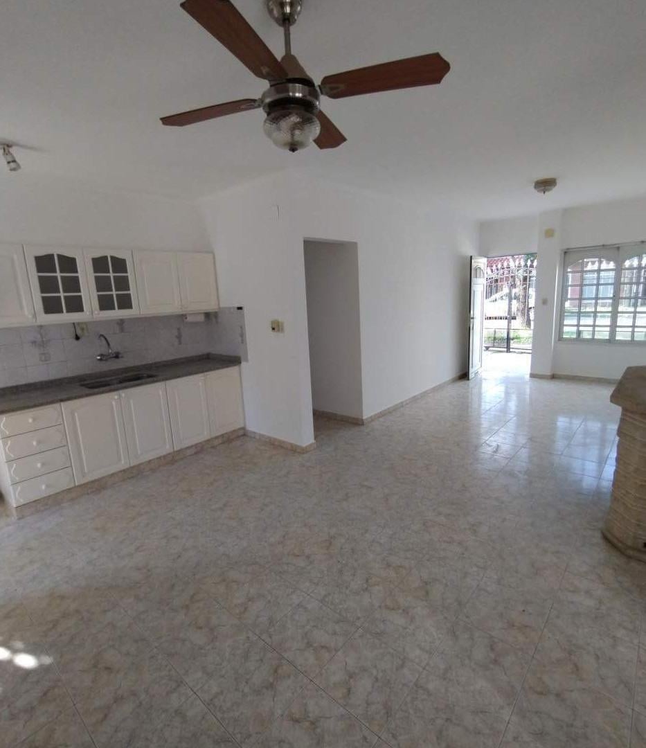 Foto de Laprida 2959- Casa en Alquiler en Esperanza, imagen 3