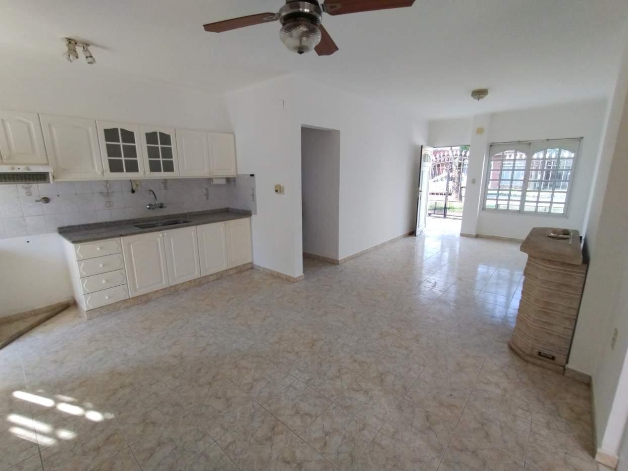 Foto de Laprida 2959- Casa en Alquiler en Esperanza, imagen 5
