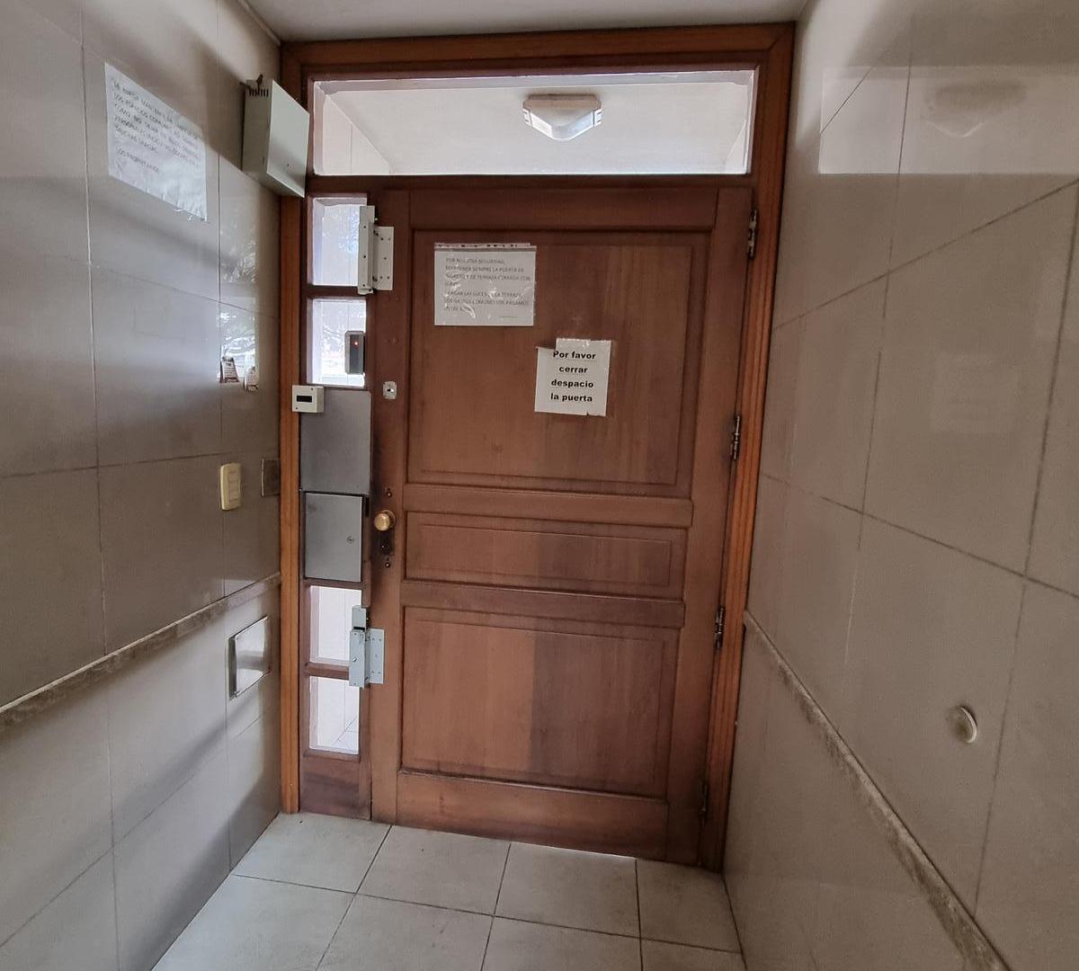 Foto de ALQUILER - Departamento 1 Dormitorio con Balcón - Cofico, imagen 1