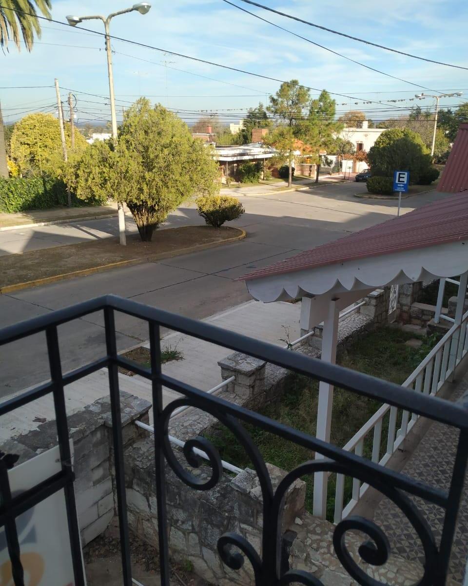 Casona Antigua en La Mejor Zona de Alta Gracia, Calle Deán Funes 1