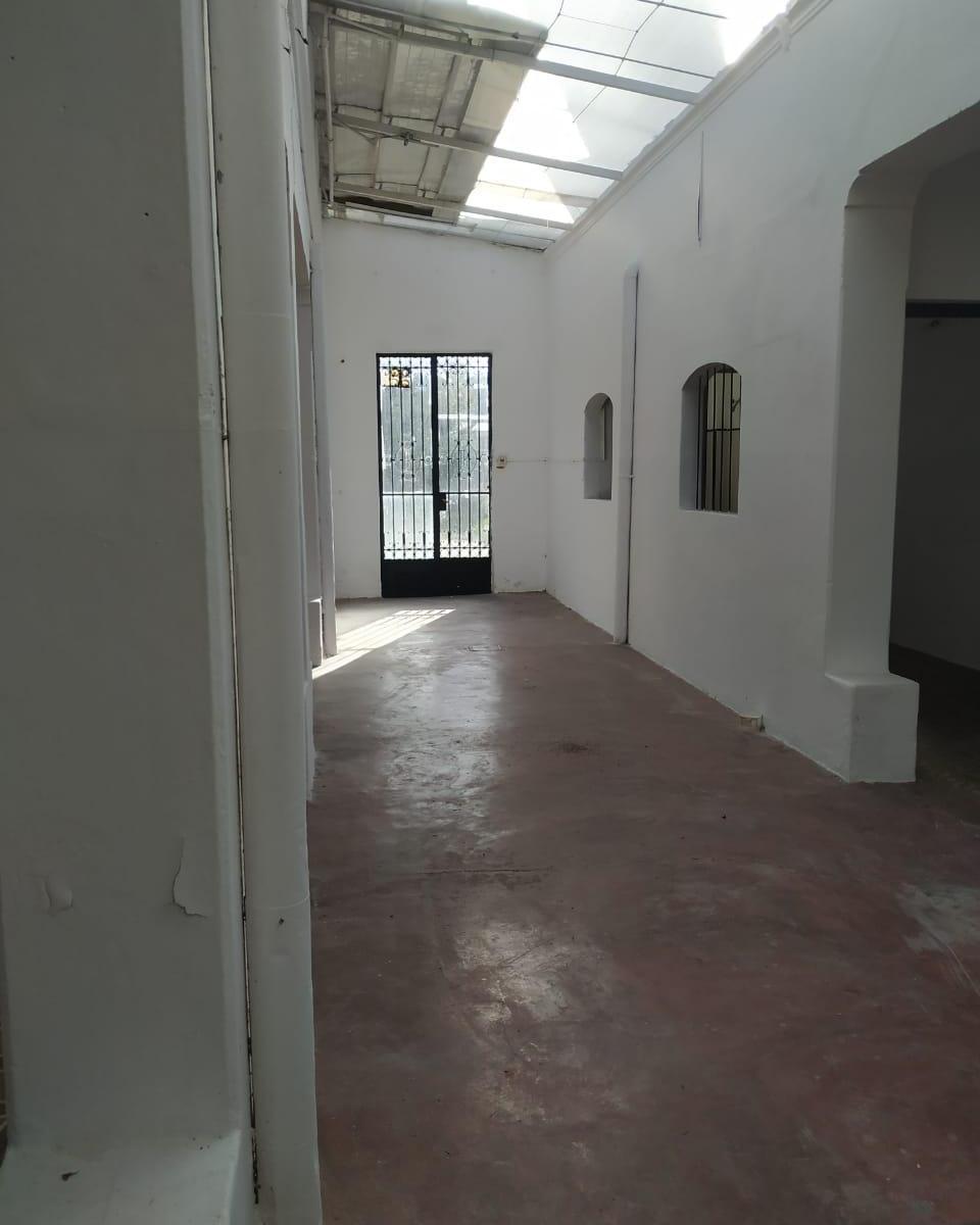 Foto de Casona Antigua en la mejor zona de Alta Gracia, calle Deán Funes, imagen 4