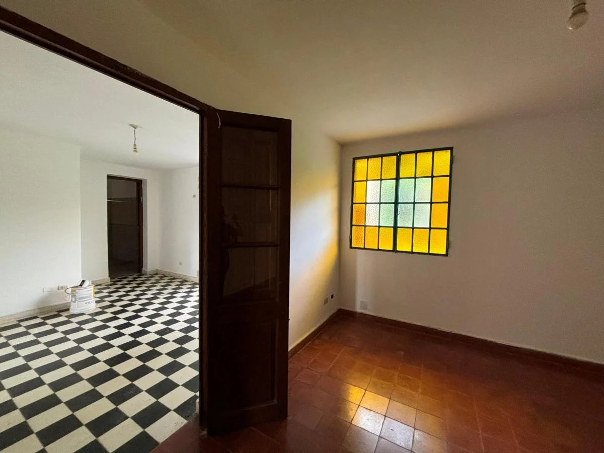 Casona Más Locales en Calle Liniers - Alta Gracia 3