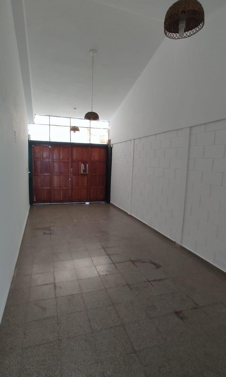 Casa Amplia en Barrio Cámara - Calle Roberto Saieg - Alta Gracia 5